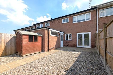 3 bedroom terraced house to rent, Sheaf Close, Tarvin, Chester