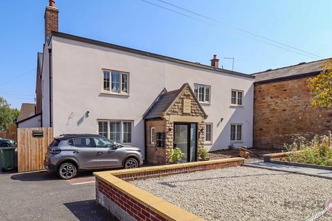 2 bedroom flat for sale, Market Street, Eckington, Sheffield, S21