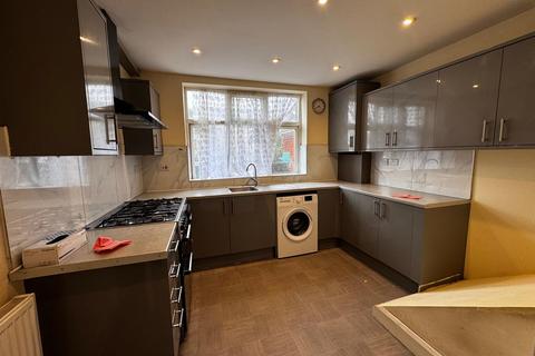 1 bedroom flat to rent, Kenton Road, Kenton, HA3