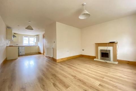 3 bedroom terraced house to rent, Bowlers Cottage, 2 Cross Daggers Cottages