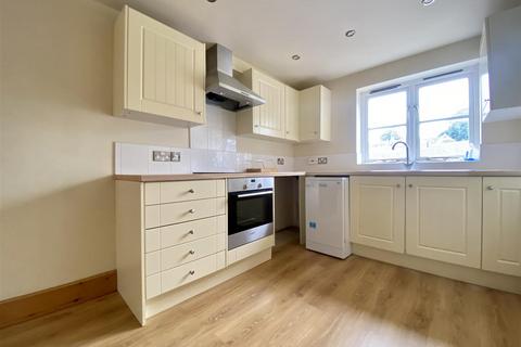 3 bedroom terraced house to rent, Bowlers Cottage, 2 Cross Daggers Cottages