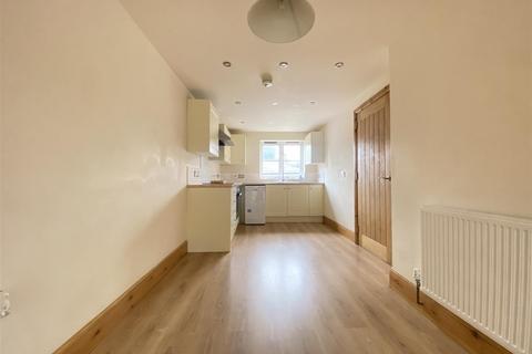 3 bedroom terraced house to rent, Bowlers Cottage, 2 Cross Daggers Cottages