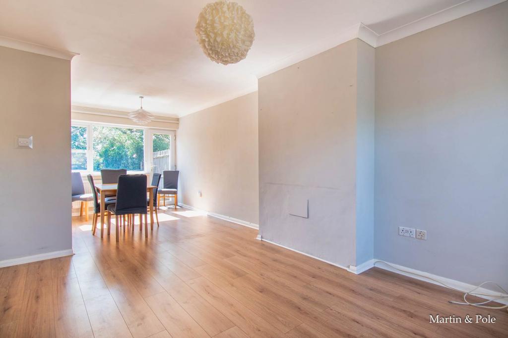 House in Reading, Lower Earley, Earley - View 5