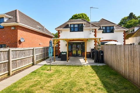 3 bedroom semi-detached house for sale, Hillbury Road, Alderholt, Fordingbridge, Dorset, SP6
