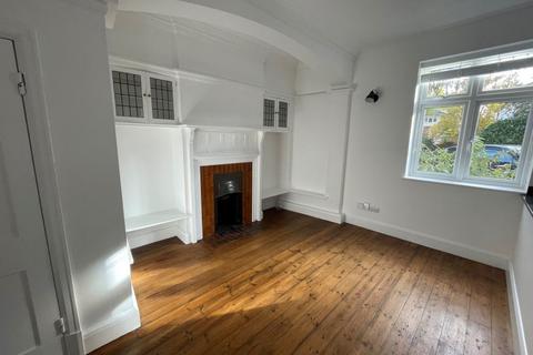 1 bedroom flat to rent, Park Hill Drive, Leicester