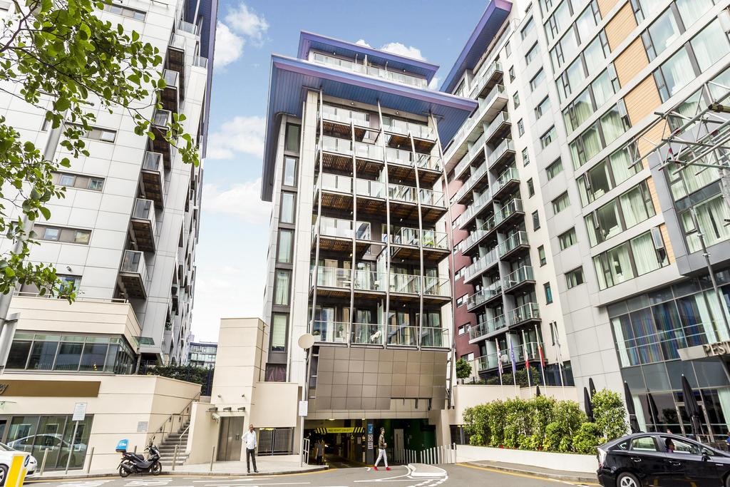 Apartment in Wandsworth - More