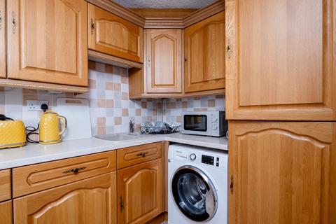 2 bedroom flat for sale, Morven Court, Aberdeen AB11