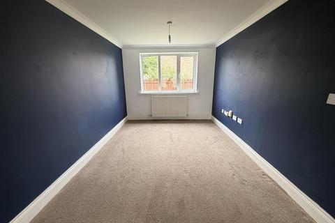 4 bedroom detached house to rent, Birchwood Road, Marton-In-Cleveland, Middlesbrough