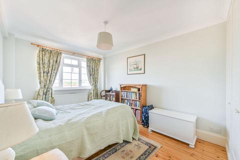 2 bedroom flat for sale, Ashford Court, Willesden Green, London, NW2