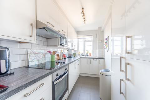 2 bedroom flat for sale, Ashford Court, Willesden Green, London, NW2
