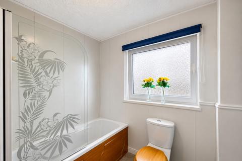 2 bedroom apartment for sale, Longton Court, Southport PR9