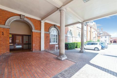 1 bedroom retirement property for sale, Chauncy Court, Hertford