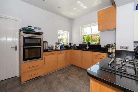 5 bedroom semi-detached house for sale, Droitwich, Worcestershire