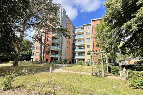 1 bedroom flat for sale, Flat 46 Maidment Court, 47 Parkstone Road, Poole, Dorset, BH15 2FS