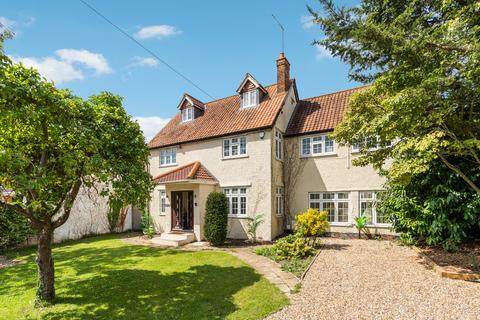 6 bedroom detached house for sale, Wexham Street, Slough, SL3