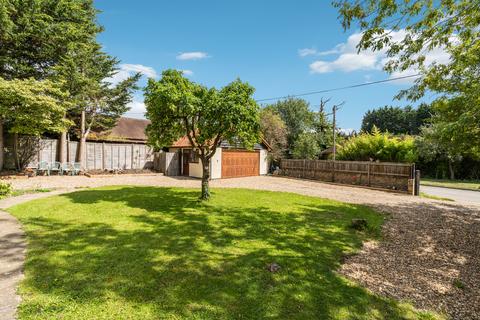 6 bedroom detached house for sale, Wexham Street, Slough, SL3