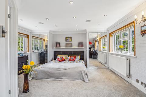 6 bedroom detached house for sale, Wexham Street, Slough, SL3