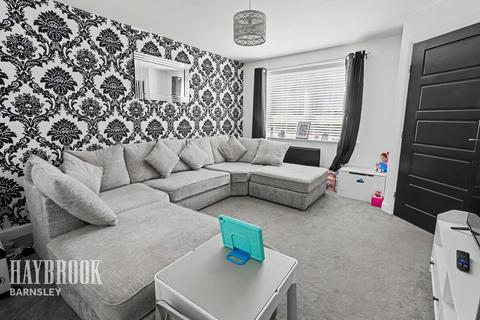 3 bedroom semi-detached house for sale, Railway Walk, Royston