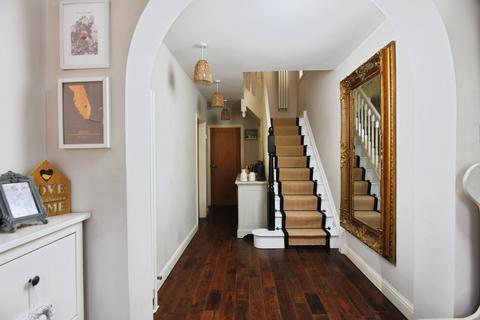 4 bedroom semi-detached house for sale, Penyghent Avenue, York, YO31