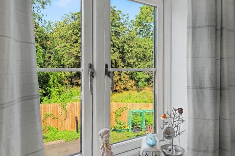2 bedroom apartment for sale, 31 Dennetts Close, Daventry, NN11 9AE