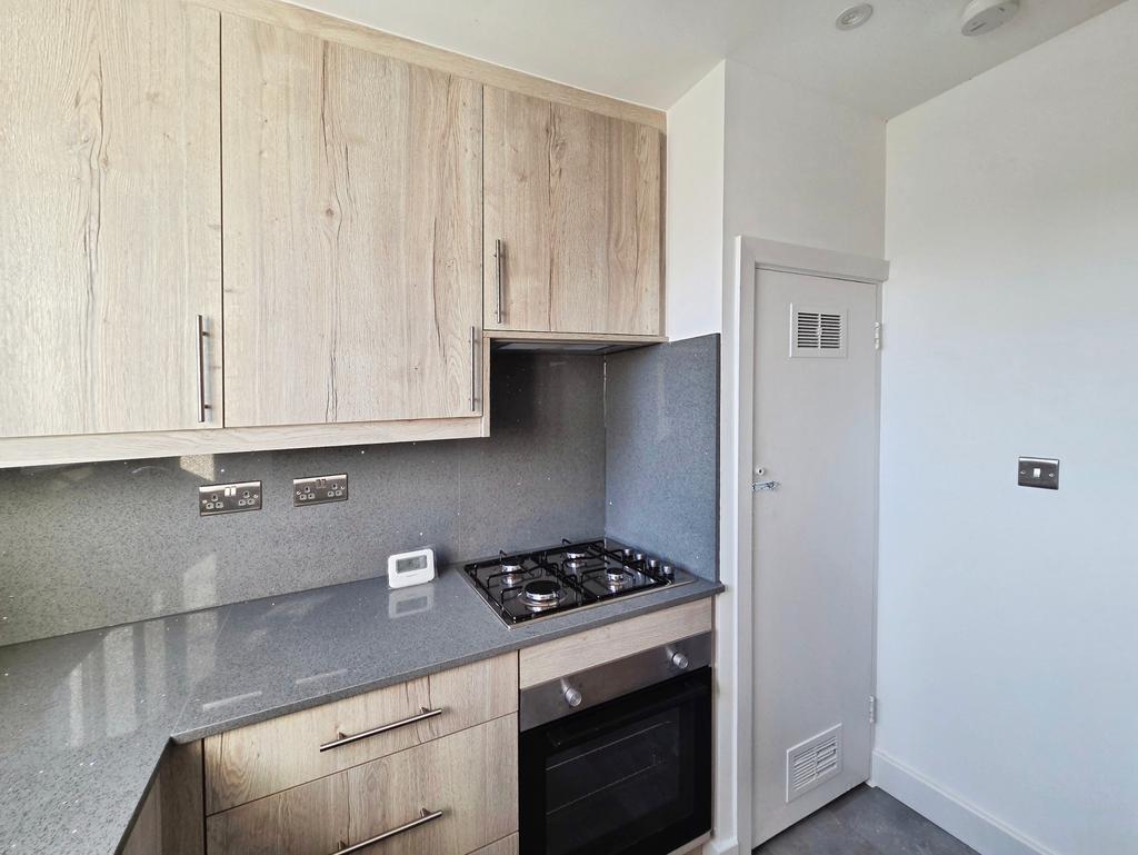 Apartment in Stanmore - View 2