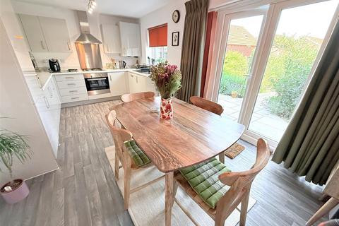 3 bedroom detached house for sale, Calcraft Drive, Bottesford