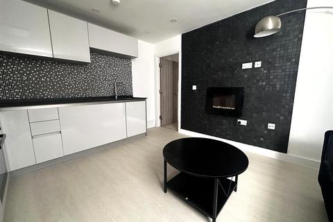 1 bedroom apartment to rent, The Parade, Roath, Cardiff