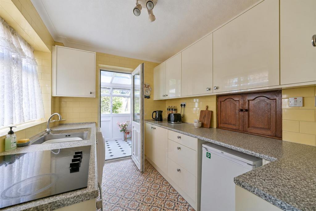 Underwood Road, Reading RG30 - View 3