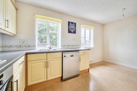 3 bedroom terraced house for sale, Chaucer Way, Slough