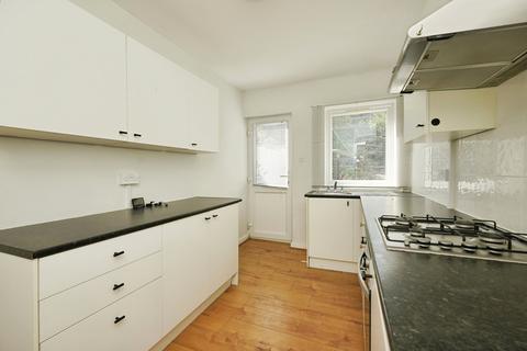 2 bedroom flat for sale, Folkestone Road, Dover, Kent, CT17