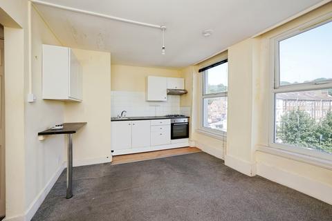 1 bedroom flat for sale, Folkestone Road, Dover, Kent, CT17