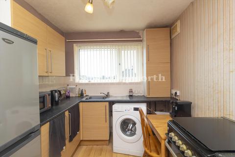 2 bedroom flat for sale, Trumacar Lane, Morecambe LA3