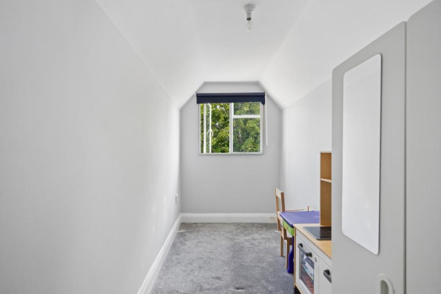 House in Pinner - View 3