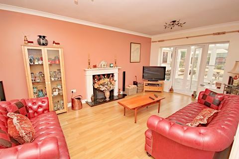 6 bedroom detached house for sale, Collinge Close, East Malling ME19