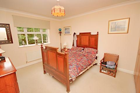 6 bedroom detached house for sale, Collinge Close, East Malling ME19