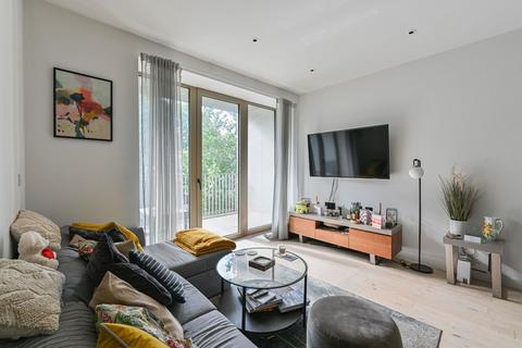 2 bedroom flat for sale, Balham High Road, Balham, LONDON, SW17