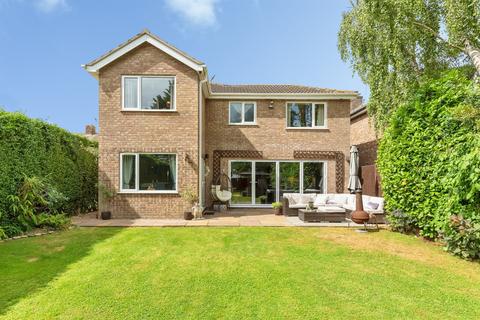 4 bedroom detached house for sale, Lincoln Road, Sleaford