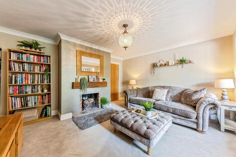 4 bedroom detached house for sale, Lincoln Road, Sleaford