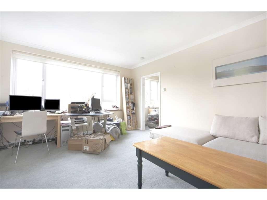 Apartment in London - View 2