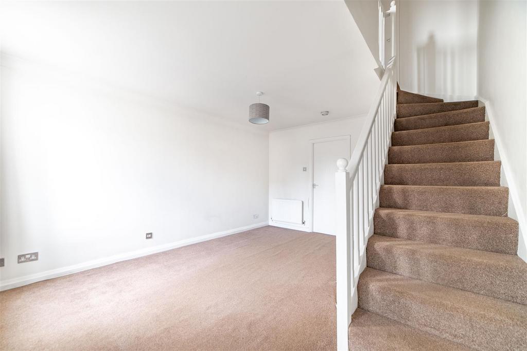 House in Newcastle upon Tyne, Cowgate, Benwell - More