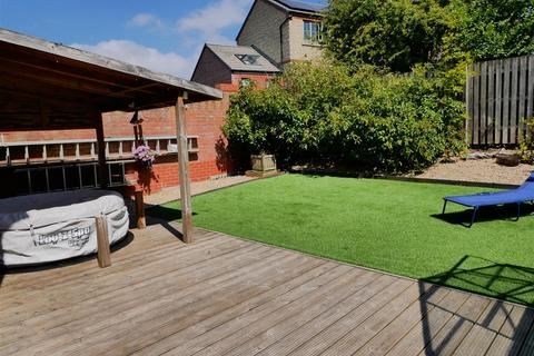 4 bedroom detached house for sale, Comet Crescent,, Calne