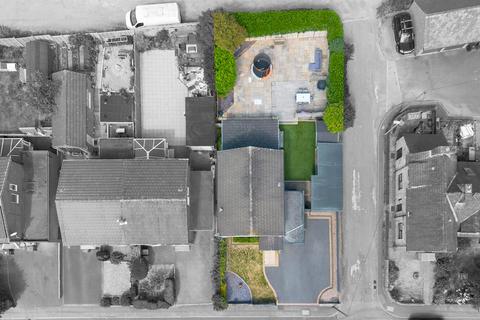 3 bedroom detached house for sale, Lee Green, Mirfield WF14