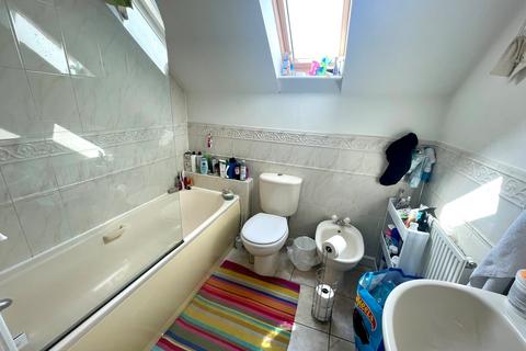 3 bedroom terraced house to rent, Gala Drive, Alvaston, DE24