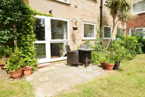 2 bedroom ground floor maisonette for sale, Priory Close, Walton-on-Thames, KT12