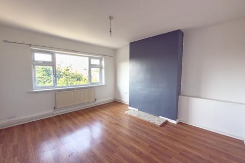 2 bedroom flat for sale, 25 Fallow Park Avenue, Blyth, Northumberland NE24 5RS
