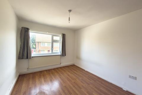 2 bedroom flat for sale, 25 Fallow Park Avenue, Blyth, Northumberland NE24 5RS