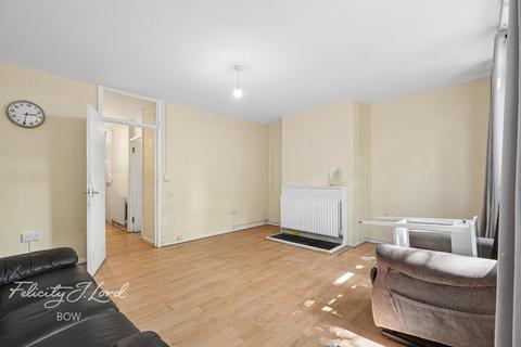 undefined, Virginia Road, London
