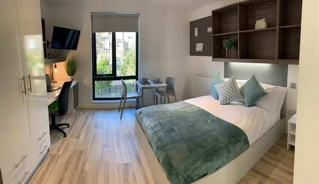 Apartment in Newcastle - More