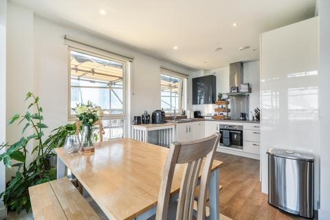 2 bedroom apartment to rent, Reminder Lane Greenwich SE10