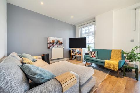 2 bedroom apartment to rent, Reminder Lane Greenwich SE10